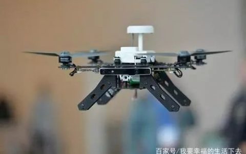 300 架英特爾無人機(jī)在大鵬灣的夜空上表演